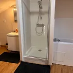 Ancien Chai Renove Dans Un Parc Clos De 3 Hectares