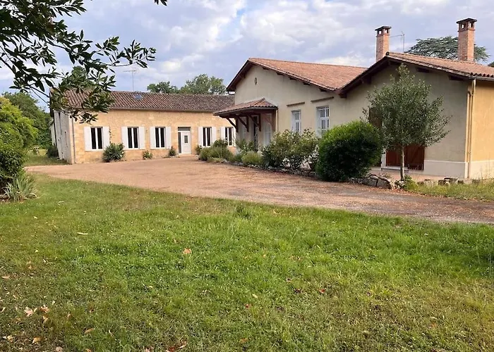 Feriehus Ancien Chai Renove Dans Un Parc Clos De 3 Hectares *