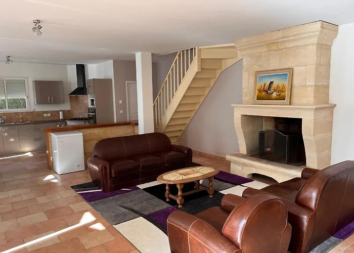 Ancien Chai Renove Dans Un Parc Clos De 3 Hectares Feriehus